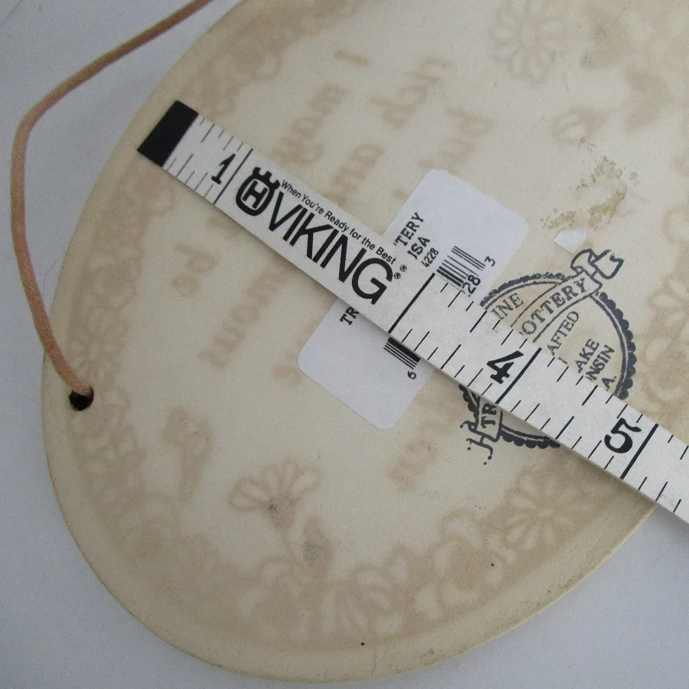 Trinity Pottery plaque - Picture 5 of 5